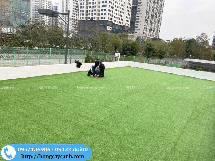 Thi công cỏ nhân tạo dải nền tại Đại sứ quán Hàn Quốc